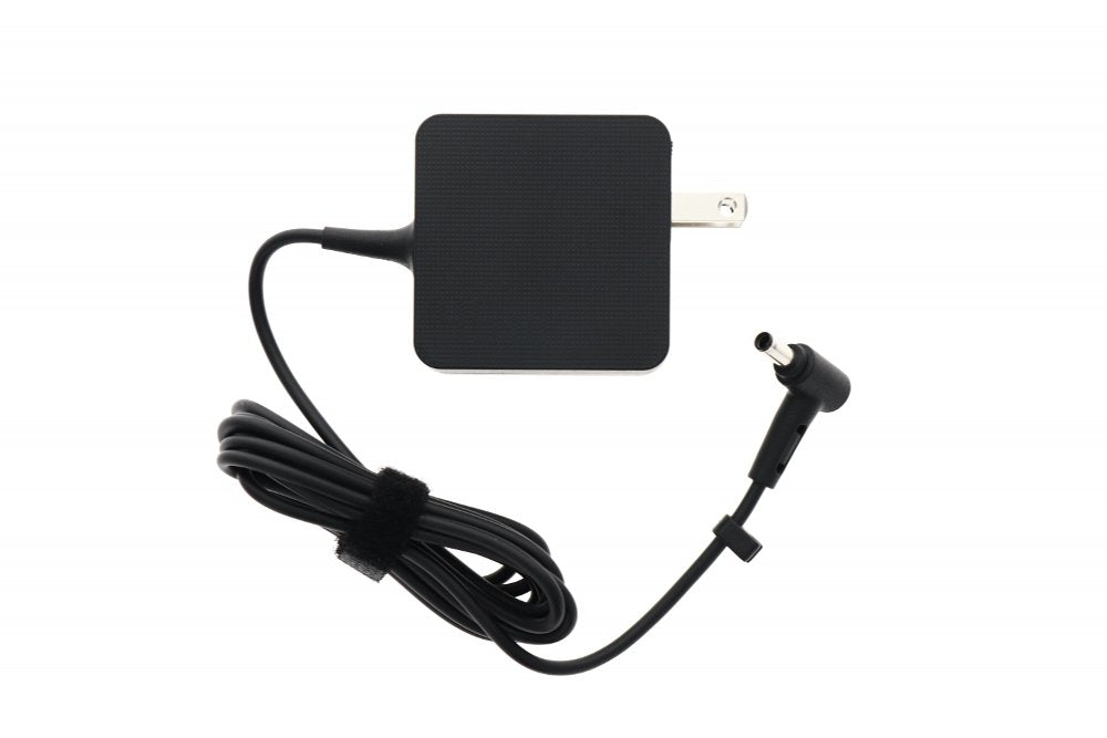 ASUS Adapter 45W | 19V 2-Pin (4.5PHI) | Amerikaanse Stekker | Renewed
