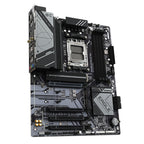 GIGABYTE B650 EAGLE AX | AMD B650 | Socket AM5 | 4x DDR5 | Wi-Fi 6E | ATX Moederbord